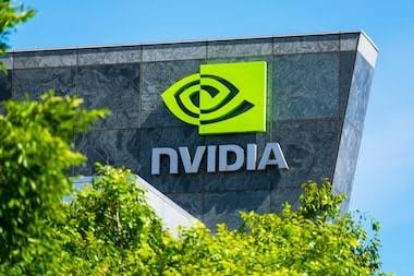 Nvidia bate recorde de receita e reacende debate sobre possível bolha de inteligência artificial